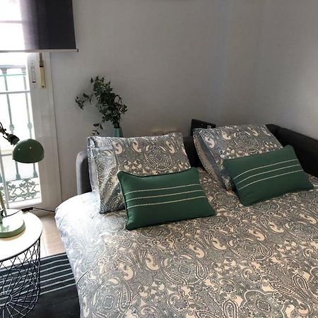Апартаменты Charming Loft Malaga Centre Экстерьер фото